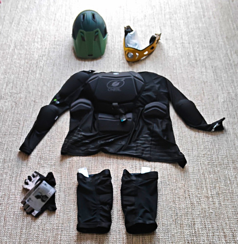 Mtb helm uvex jakyyl hde - helm,