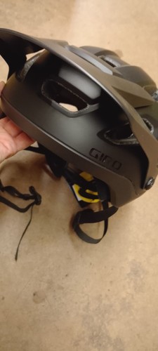 Radhelm giro source mit mips - source,